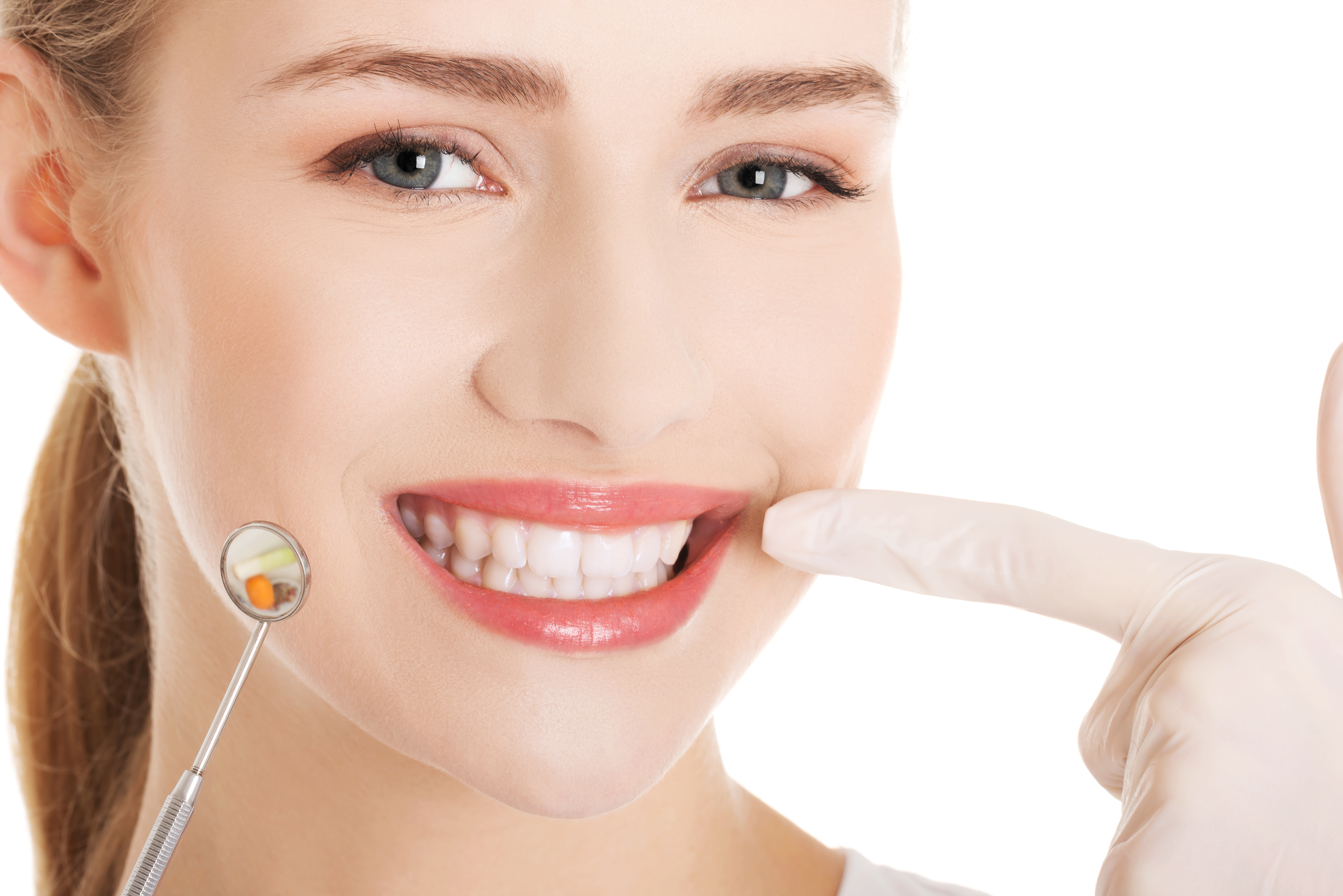 limpieza dental en Roca Santiago Fuengirola - Málaga